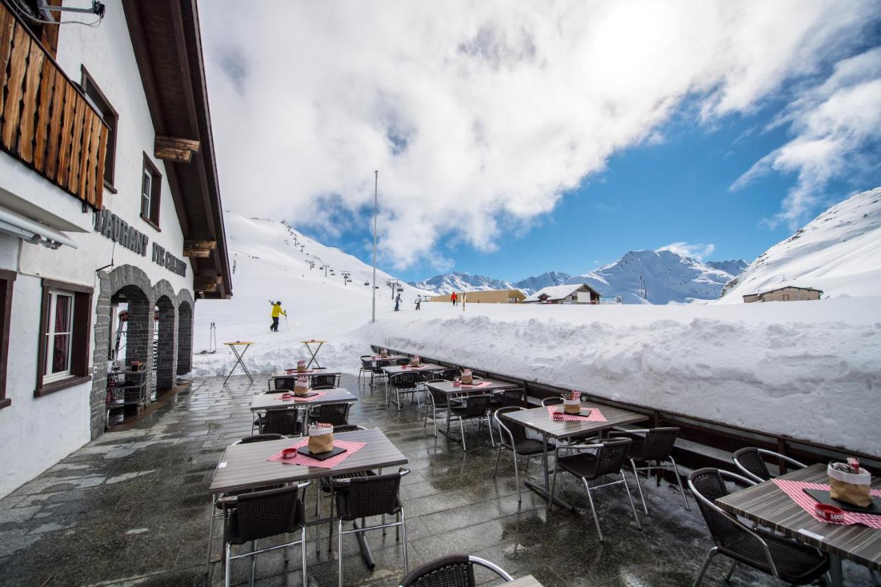 Berggasthaus Piz Calmot Andermatt Exterior foto