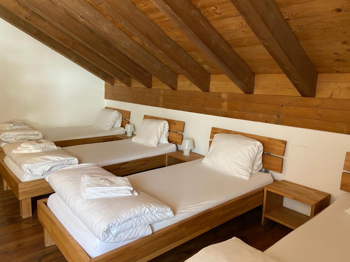 Berggasthaus Piz Calmot Andermatt Exterior foto